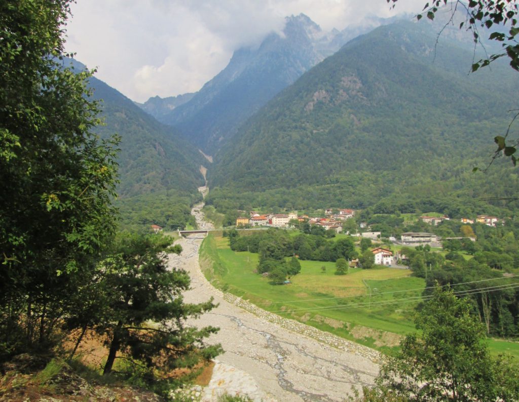 Vista di Rino di Sonico, tappa 6 Via Valeriana